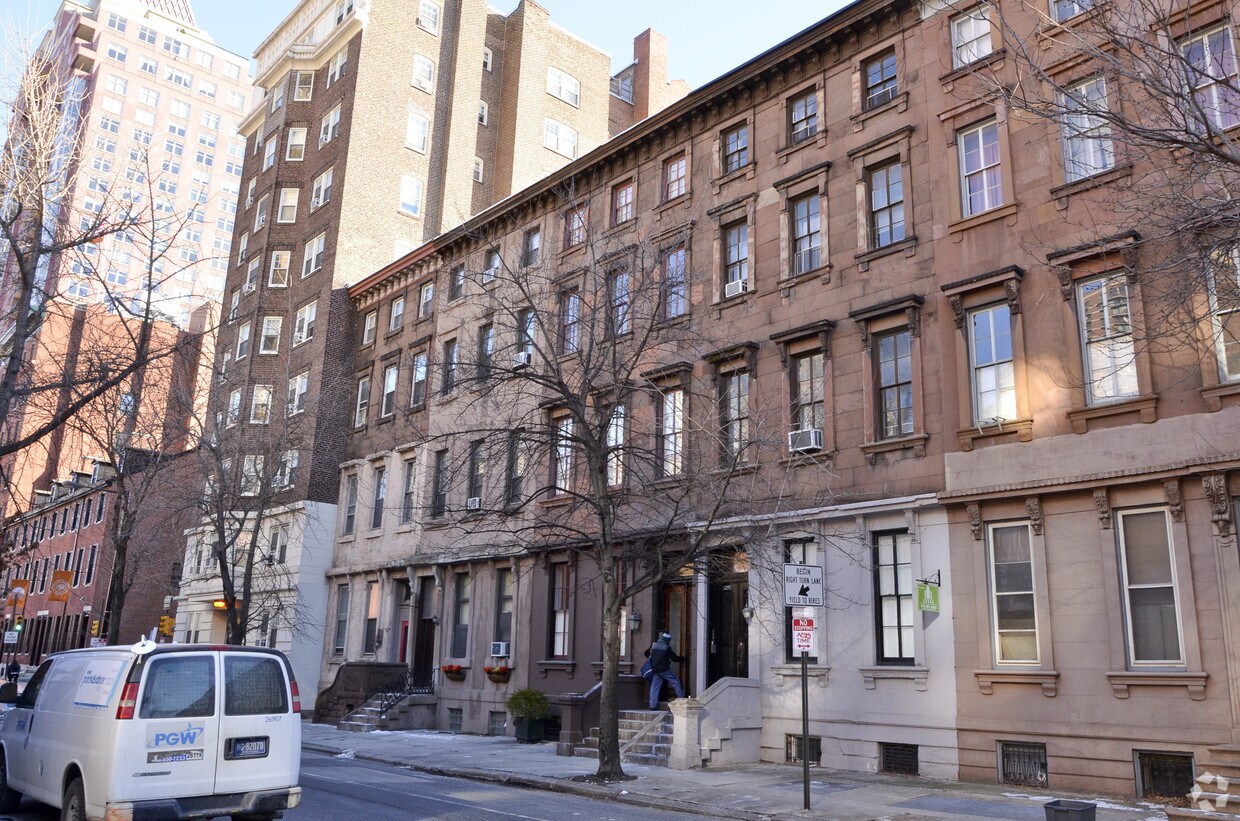 Building Photo - 1510 Pine St