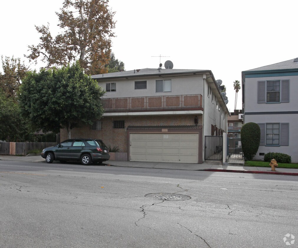 Building Photo - 5356 Franklin Ave