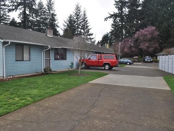 Building Photo - 1202 NE 143rd Ave