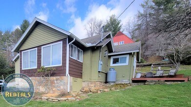 Building Photo - 144 Azalea Way