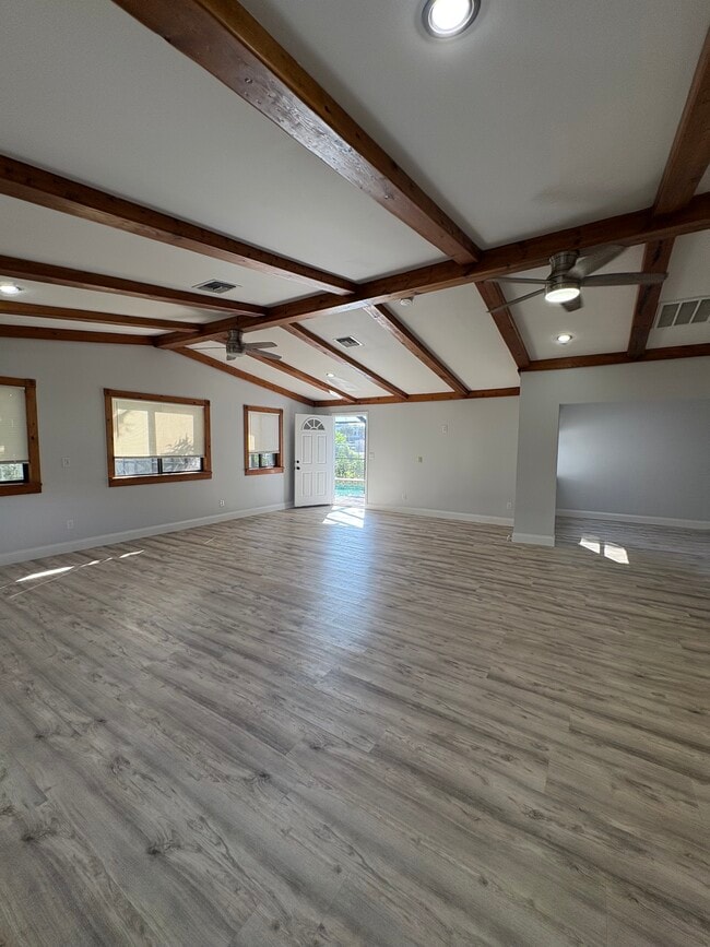 Building Photo - 27989 Lance Dr