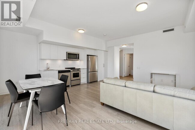 Photo du bâtiment - 480 Wilson Ave