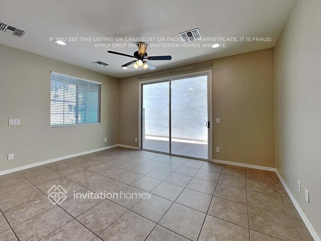 Foto del edificio - 832 S Henry Ln