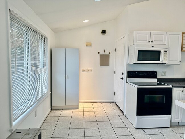 Photo - Sunny Updated One Bedroom with Sebago Lake... House