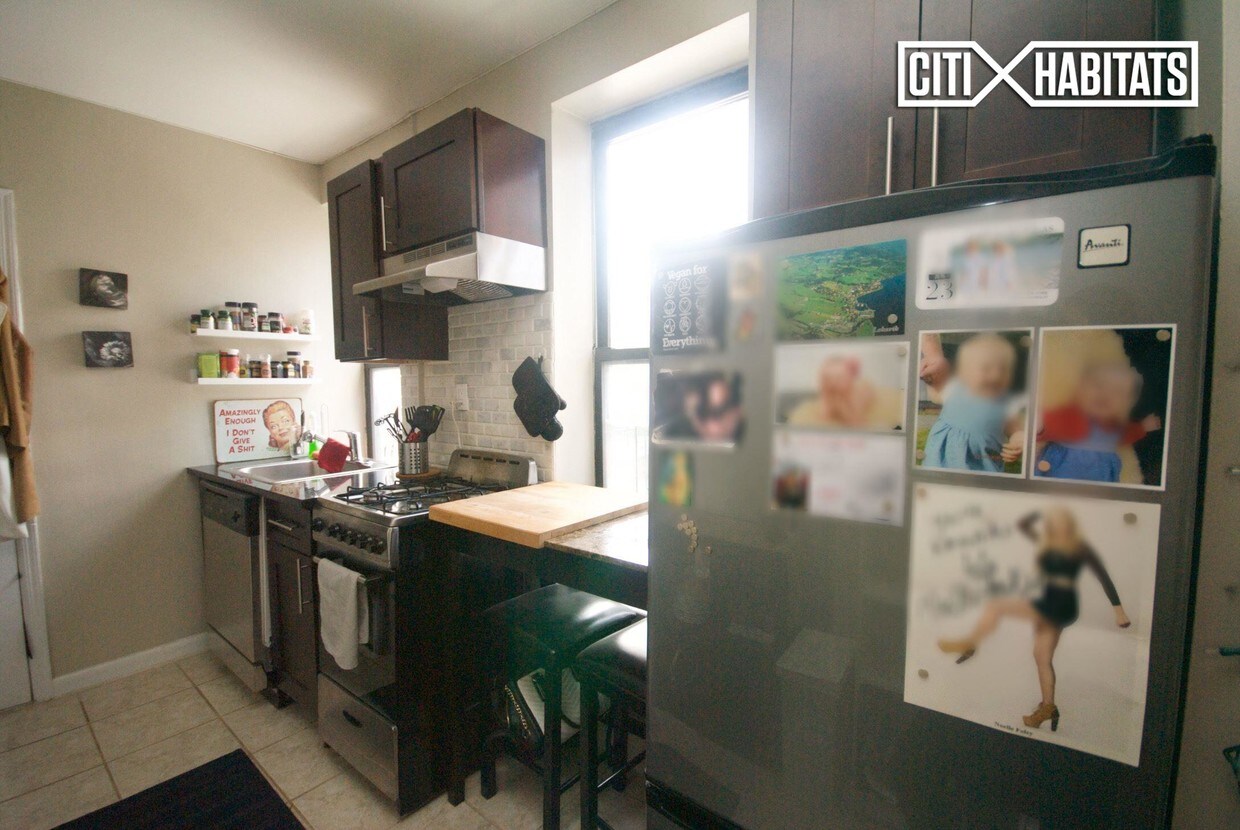 Foto del edificio - 511 E 73rd St