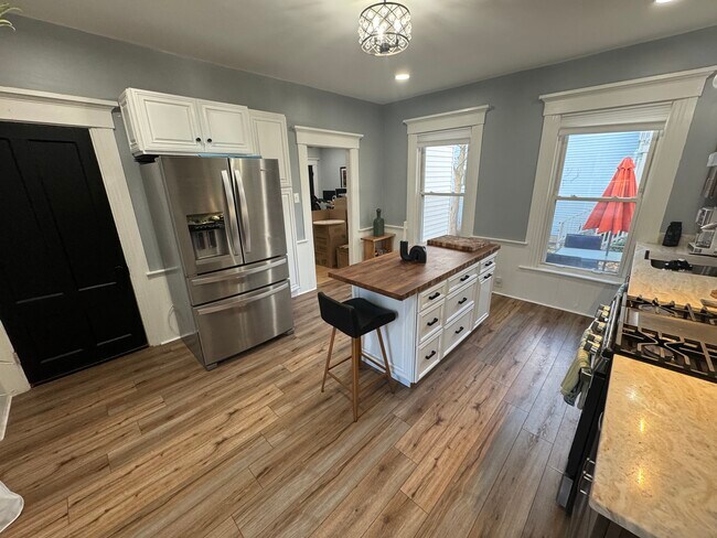 Updated Kitchen - 514 Amherst St