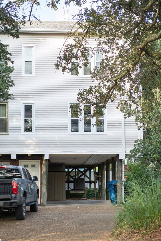 Foto principal - 4708 Lauderdale Ave