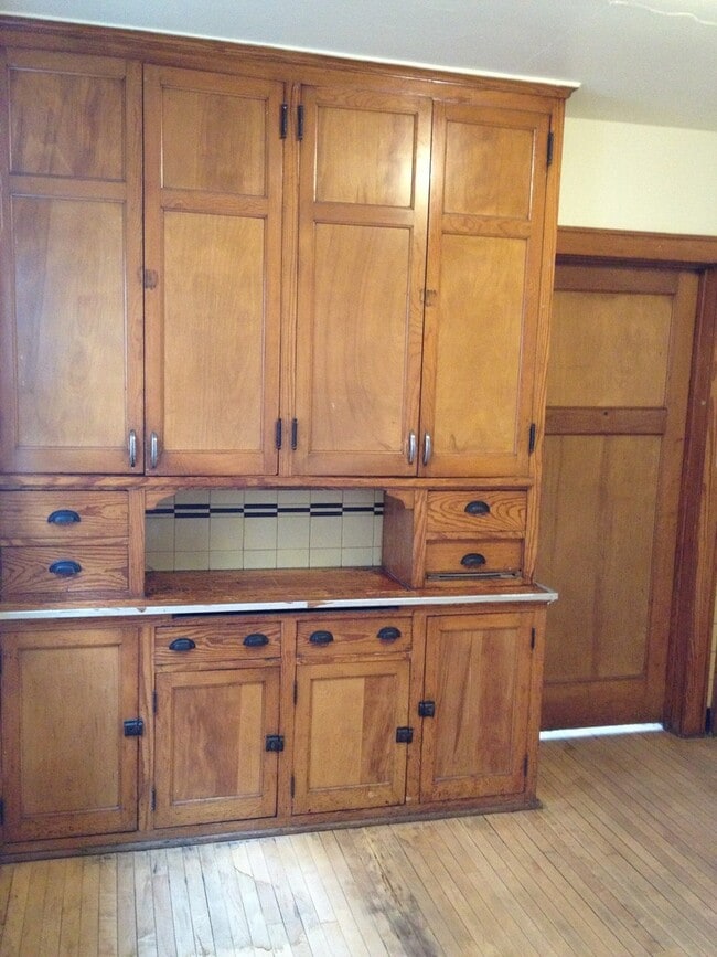 Foto del edificio - 3429 N Oakland Ave