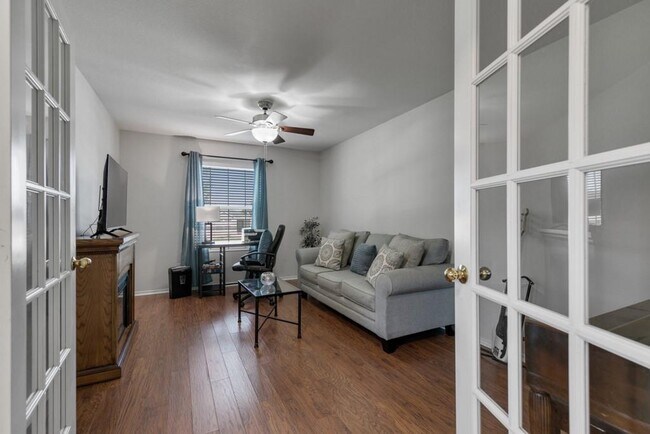 Foto del edificio - 2042 Dragon Trail