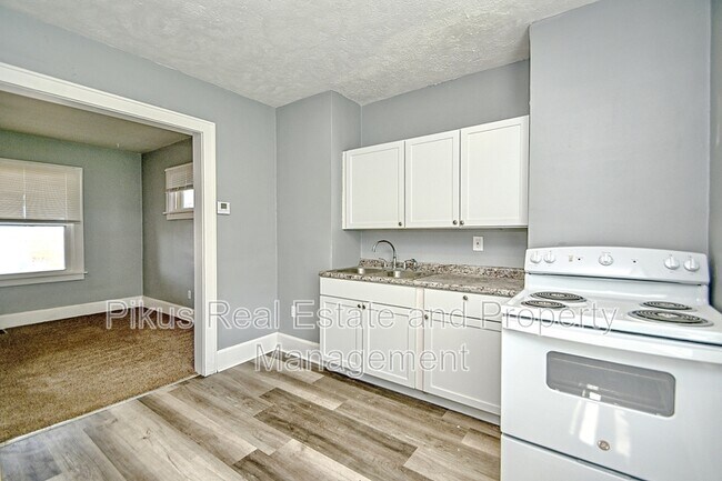Foto del edificio - 2912 Grove Pl SW