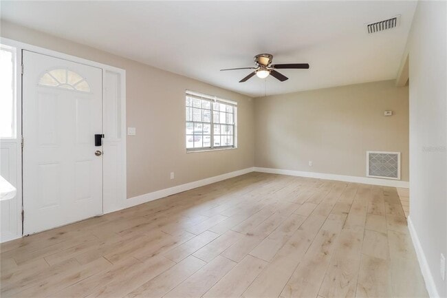 Foto del edificio - 4151 Ridgefield Ave