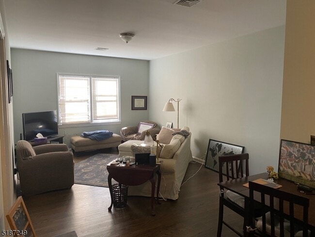 Foto del edificio - 1280 Springfield Ave