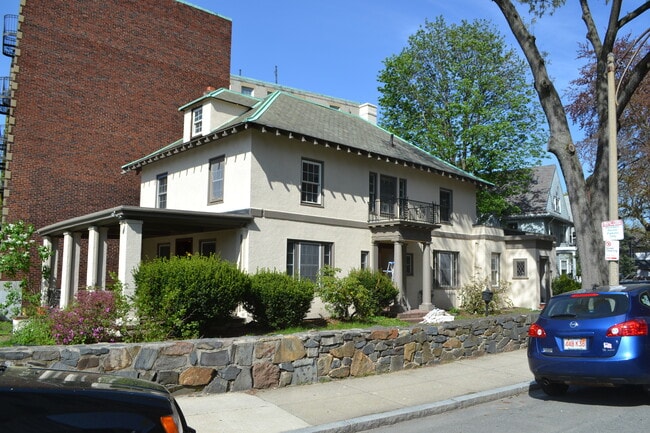 Foto del edificio - 1860 Commonwealth Ave