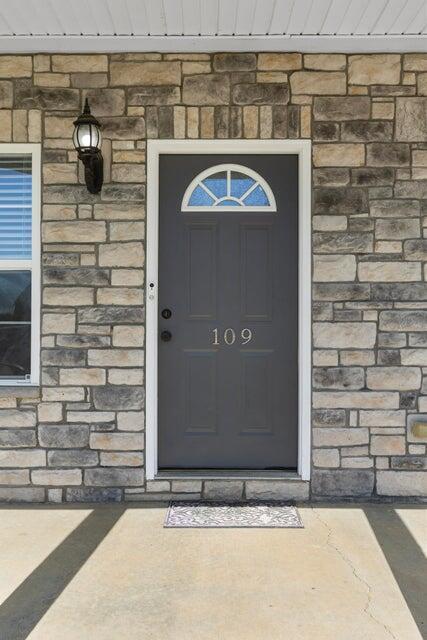 Building Photo - 109 Cornwallis Dr