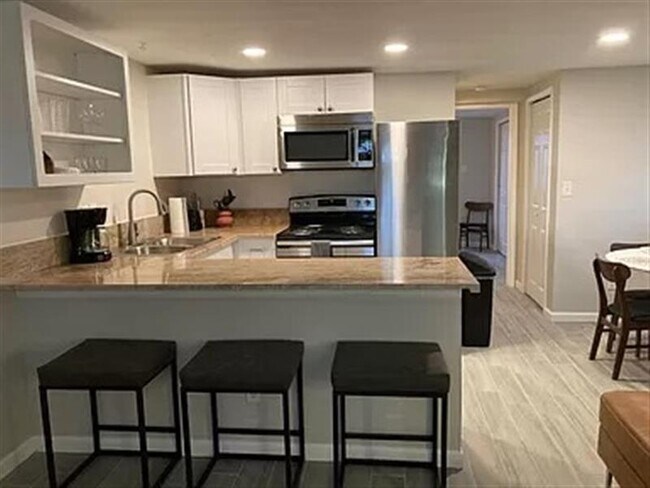 Building Photo - updated duplex