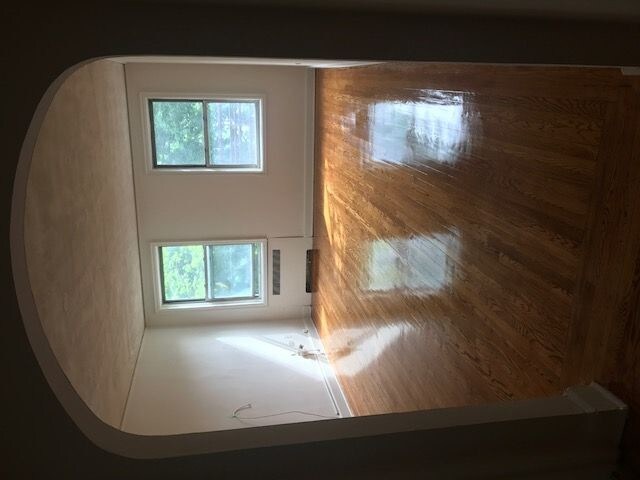 Building Photo - 725 Larchmont Acres