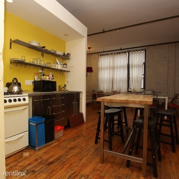 Foto del edificio - 476 Jefferson St