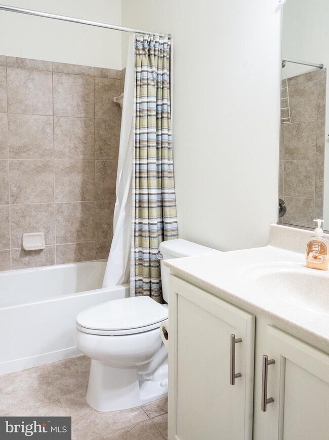 Foto del edificio - 727 Crown Park Ave