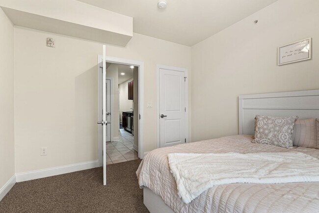 Foto del edificio - 1802 N 16th St