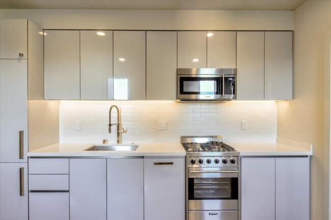 Foto del edificio - 824 Hyde St