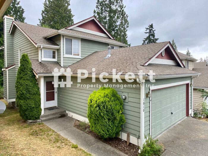 Primary Photo - Charming Ridgetop Area 3 Bedroom