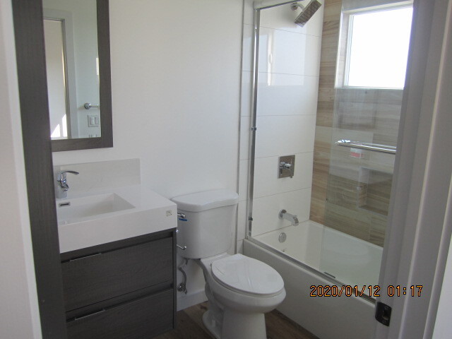 Foto del edificio - 14124 Sylvan St