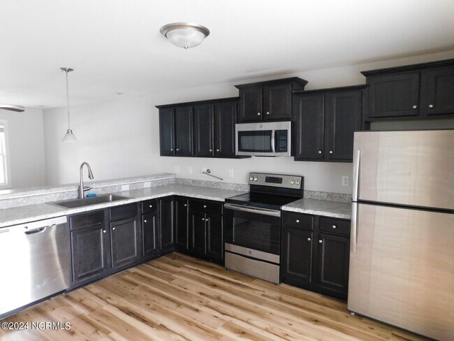 Foto del edificio - 108 Meadow Way