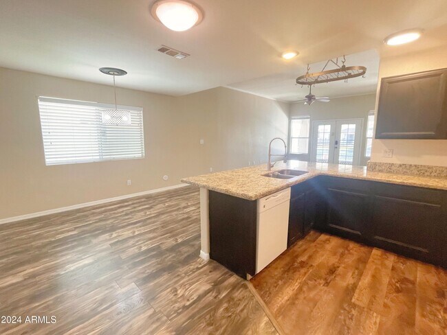 Building Photo - 14570 N 90th Dr