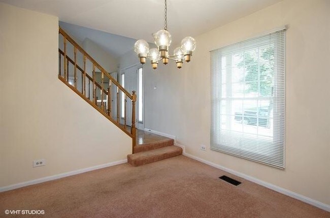 Foto del edificio - 2565 College Hill Cir