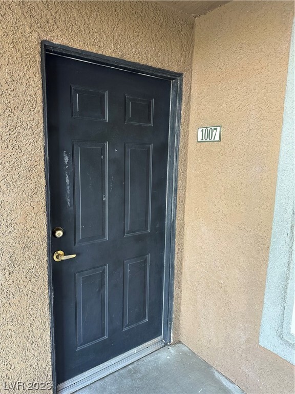 Building Photo - 555 E Silverado Ranch Blvd