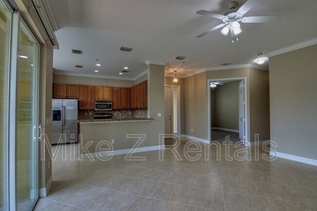 Foto del edificio - 6513 Monterey Point