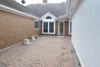Building Photo - 1839 Lakewinds Dr