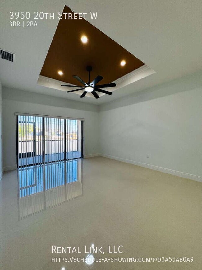 Foto del edificio - 3950 20th St W