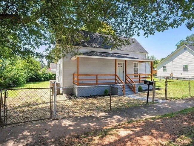 Photo - 32 5th Ave House