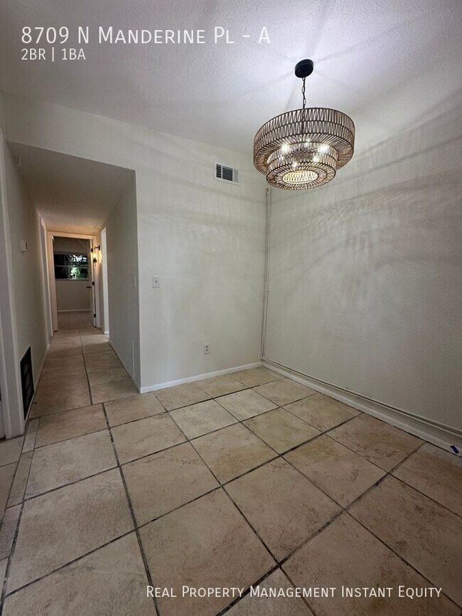 Foto del edificio - 8709 N Mandarine Pl