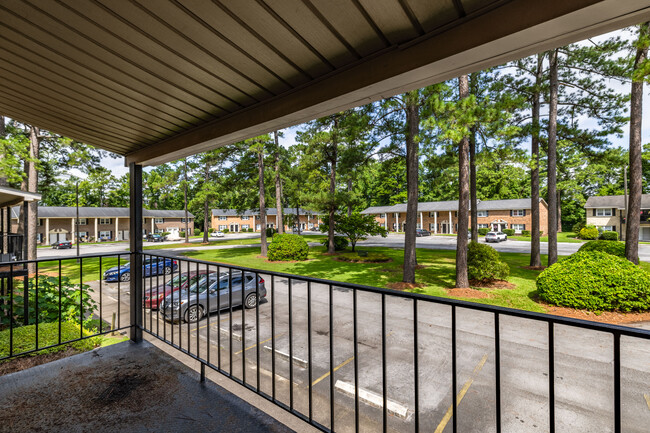 Building Photo - Tryon Estates Apartments