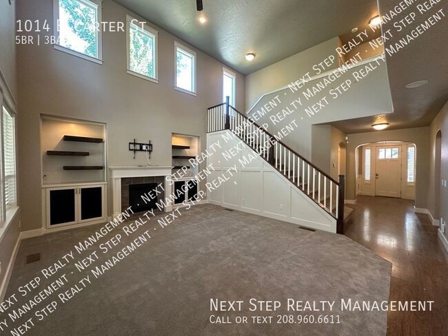 Building Photo - 5 Bed 3 Bath SE Boise Home - NO SECURITY D...