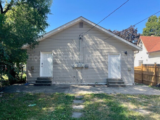 Photo - 403 S Randolph St Townhome