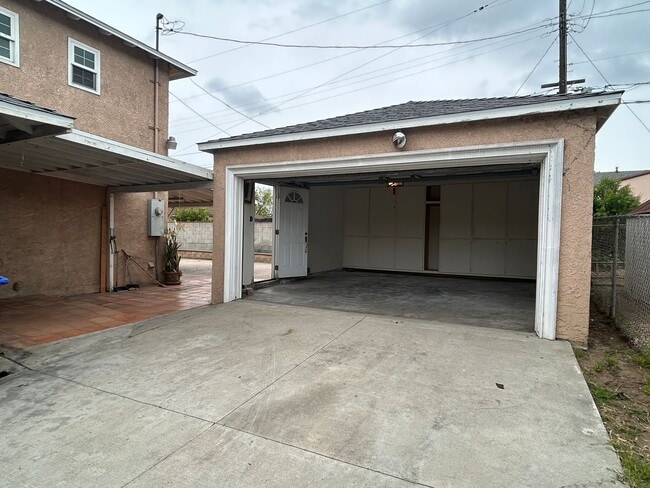 Building Photo - Spacious 4-Bedroom House for Rent in Monterey Park Quiet Neighborhood
