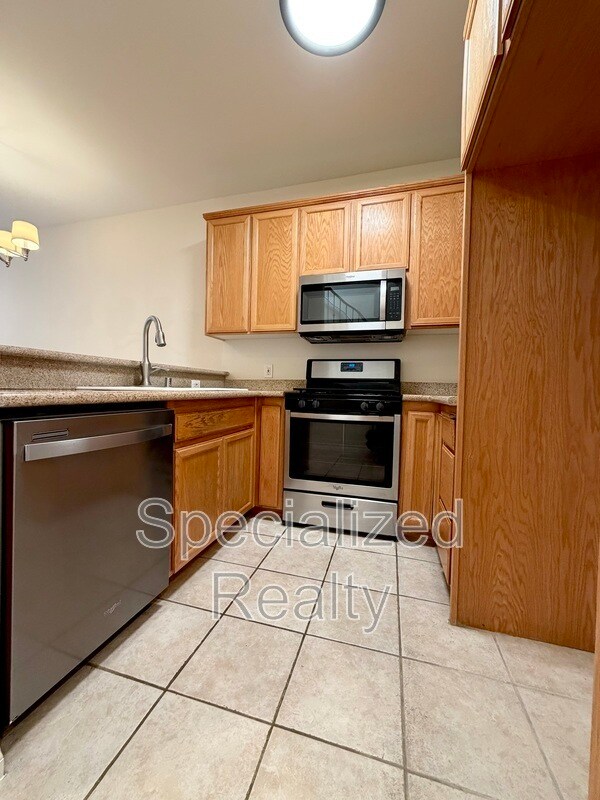Foto del edificio - 5716 Whitsett Ave