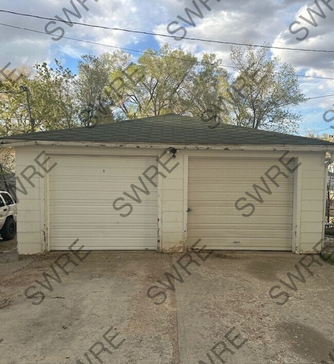 Foto del edificio - Available Now! Call Stephanie for showings & info! 307.389.7881