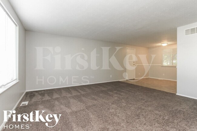Foto del edificio - 2530 Fairhaven Dr