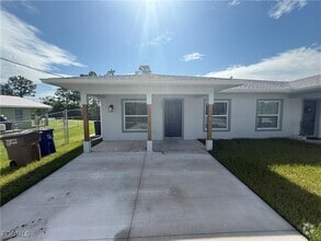 Building Photo - 915 Graystone Ave