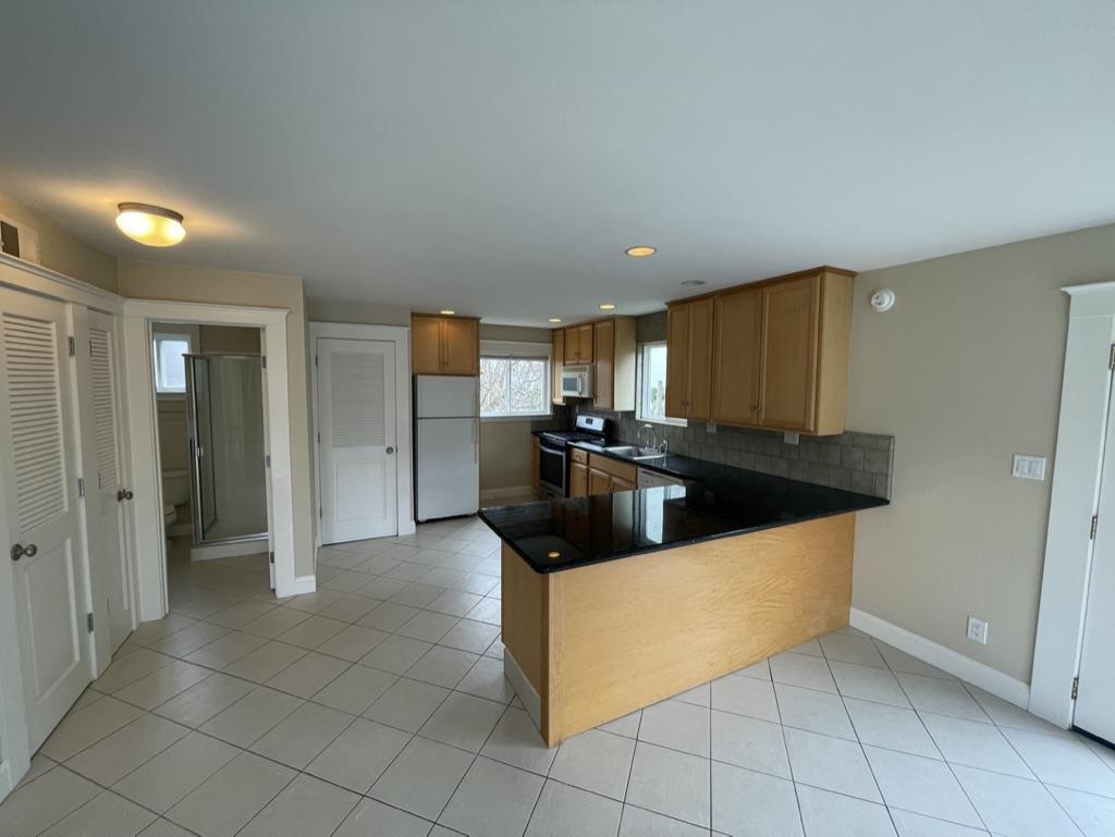 244 Greenway Dr, Pacifica, CA 94044 Condo for Rent in Pacifica, CA
