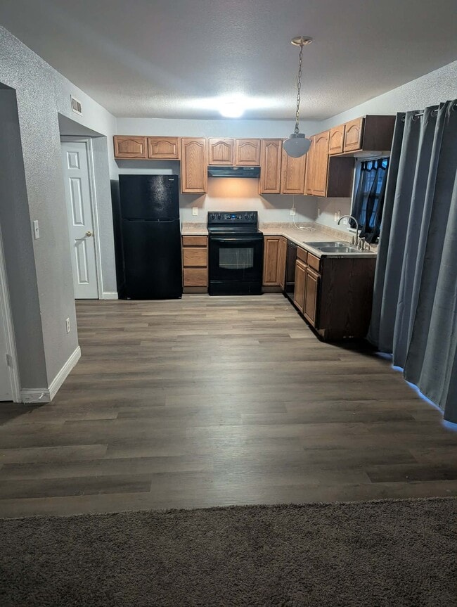 Building Photo - 11531 Planewood Ct