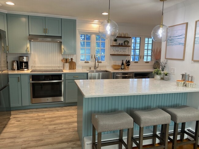 Kitchen - updated - 18 Central St