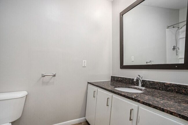 Foto del edificio - $1495 Charming, remodeled 3-Bed/1-Bath Ran...