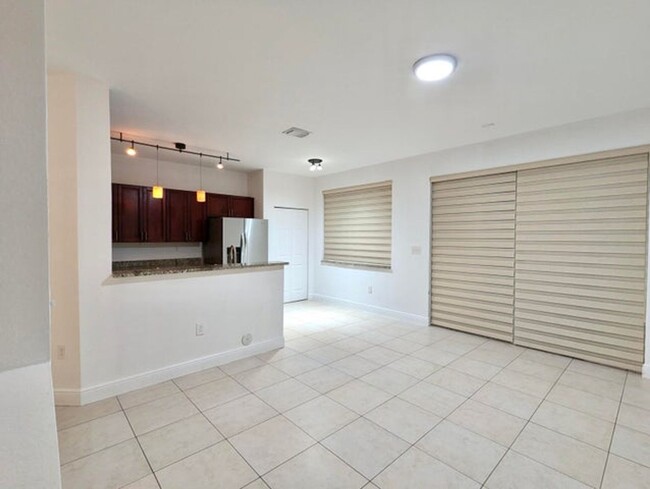 Foto del edificio - 10781 NW 81st Ln