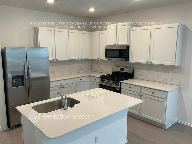 Foto del edificio - 1508 Chapel Rnch Rd