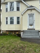 Building Photo - 109 Shepard Ave